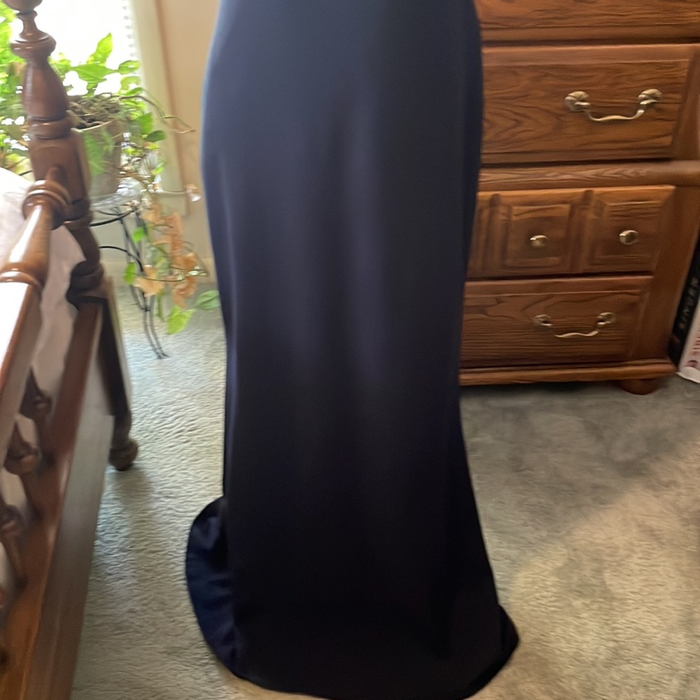 Navy blue formal/ bridesmaid dress in size large - Picture 4 of 6